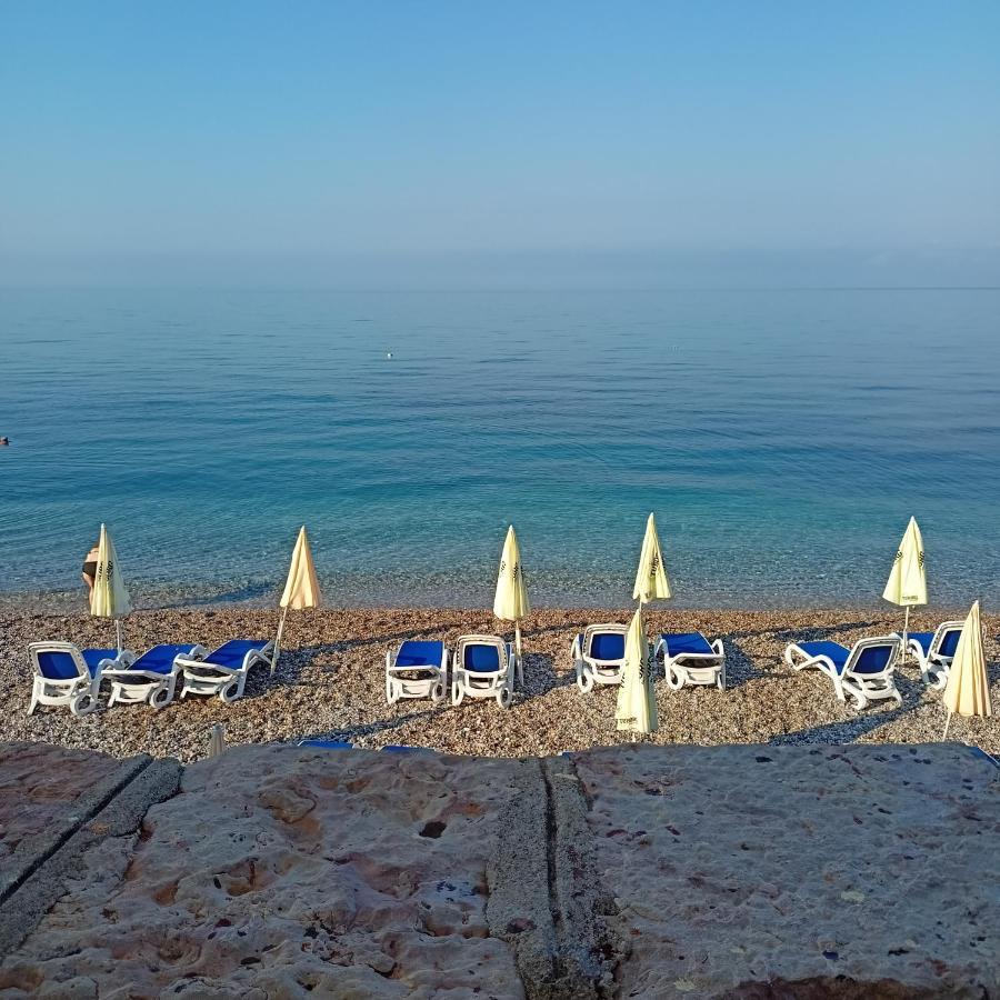 Hotel Anika Sutomore Zewnętrze zdjęcie